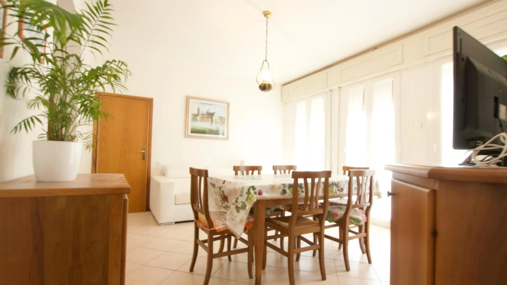 12 Accesso - Home Immobiliare Jesolo Apartment Lido di Jesolo